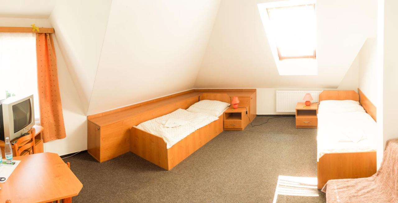 Motel Velky Rybnik Dehtare  Kültér fotó
